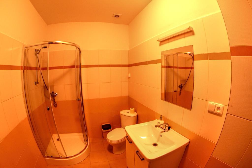 Hostel Singer Pub Ceske Budejovice Habitación foto